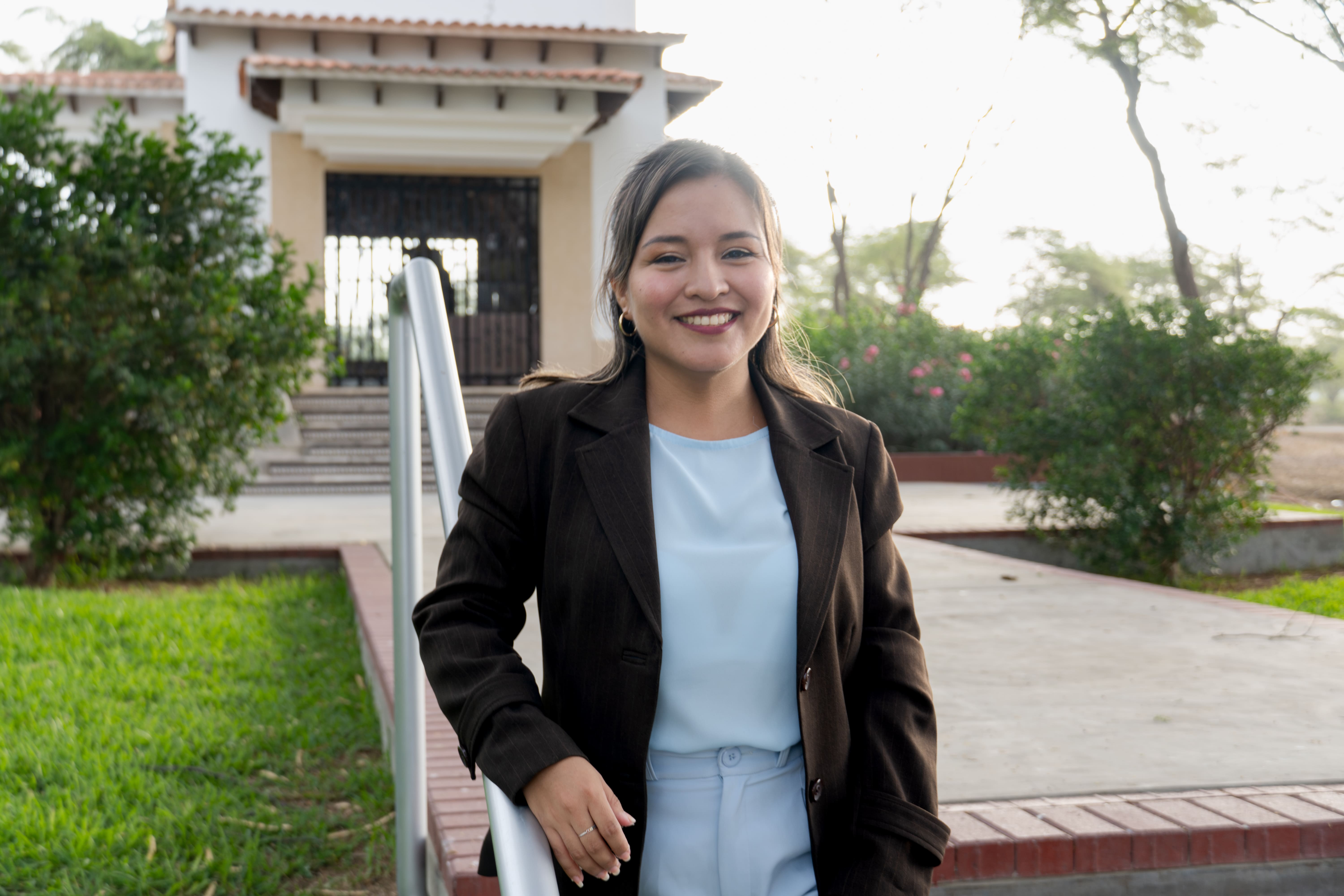 LUCÍA DEL ROSARIO ANASTACIO COELLO